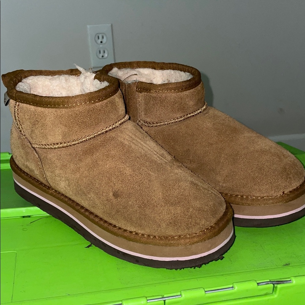 BearPaw Men's Brown Suede Ankle Boots
